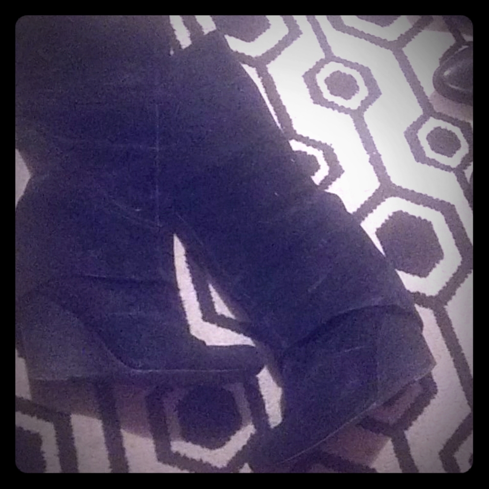 Vintage Women's Leather Upper boots by Fergie